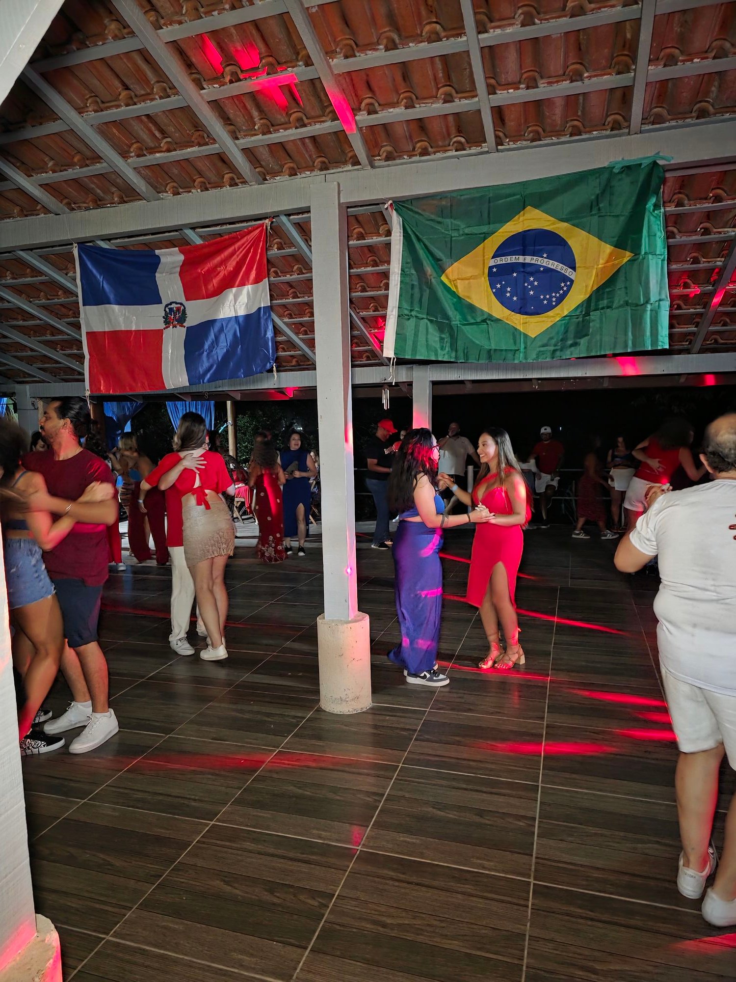 Baile no Deck